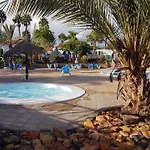 Sunny Parque Golf Tatil Evi